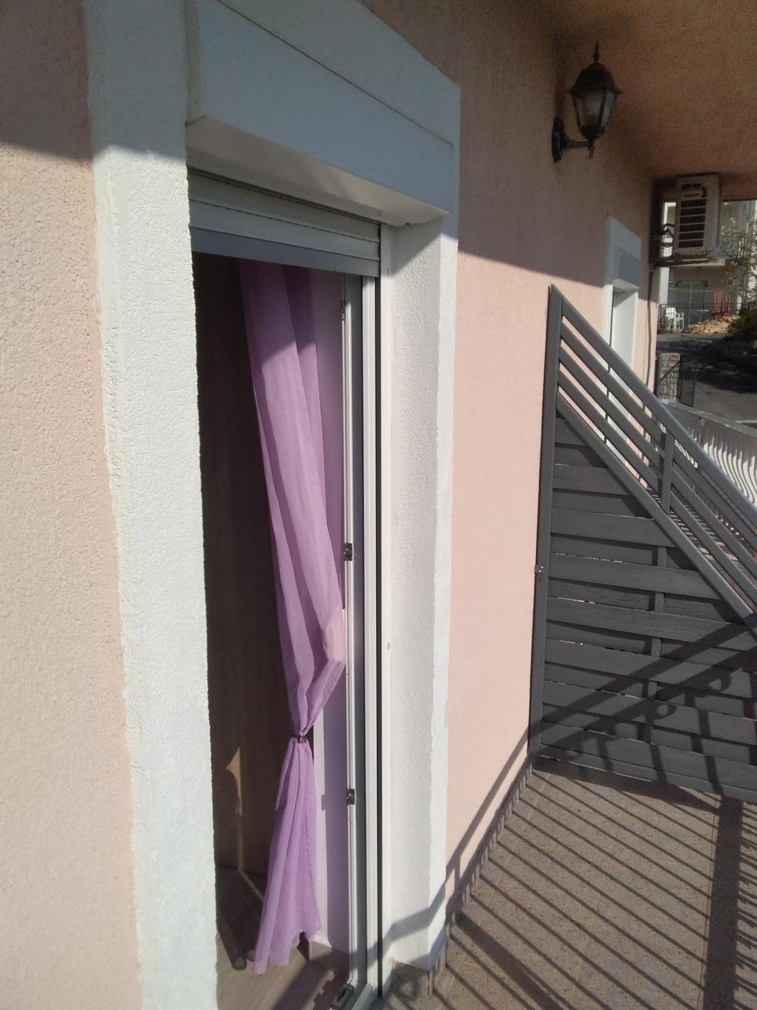 Guesthouse Martina 塞尼 外观 照片